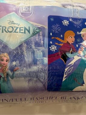 Disney Frozen Plush Blanket Twin/Full - Purple, Blue, White